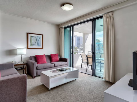 Flynn Brisbane - Accommodation Cairns 27