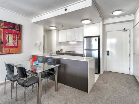 Flynn Brisbane - Accommodation Cairns 39