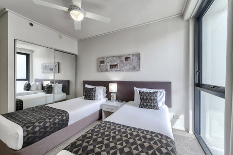 Flynn Brisbane - Accommodation Cairns 13