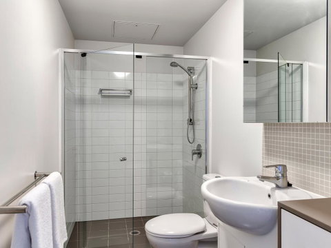 Flynn Brisbane - Accommodation Cairns 38