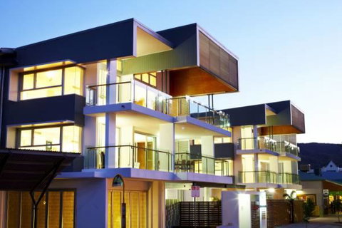 Maggies Beachfront Apartment 6 - Accommodation Cairns 1