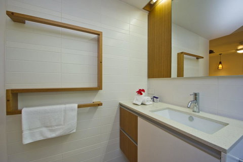 Maggies Beachfront Apartment 6 - Accommodation Cairns 7