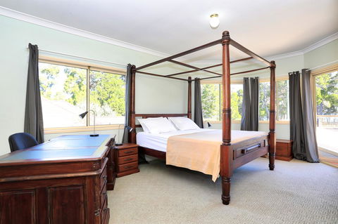 Waterfront At White Patch - Accommodation Cairns 36