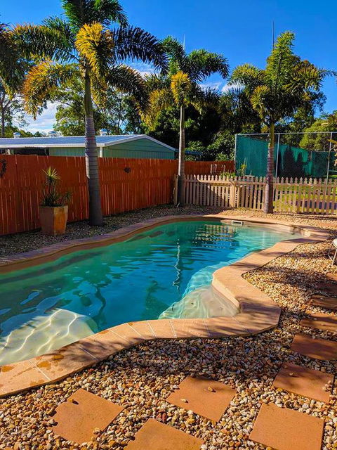 Waterfront At White Patch - Accommodation Cairns 3