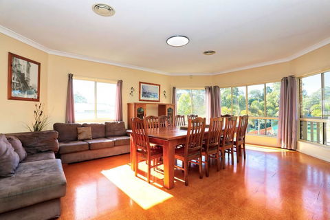 Waterfront At White Patch - Accommodation Cairns 27