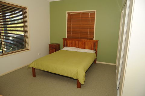 Waterfront At White Patch - Accommodation Cairns 18