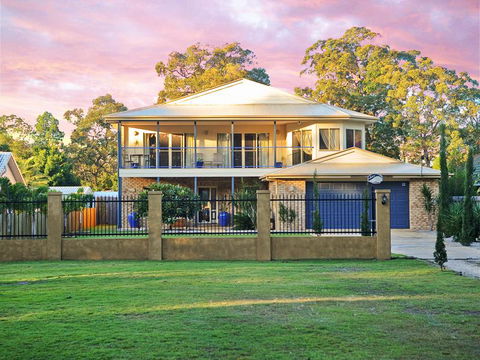 Waterfront At White Patch - Accommodation Cairns 2