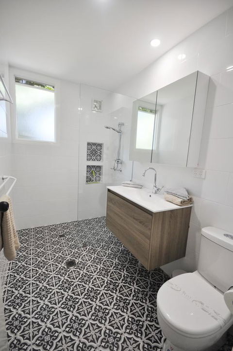 Retro Beach Flat - Accommodation Cairns 6
