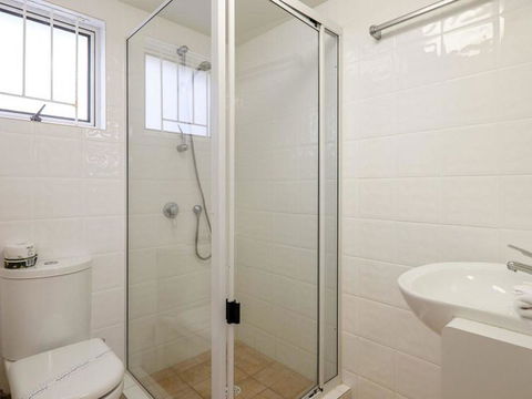 Beachies 3 - Accommodation Cairns 1