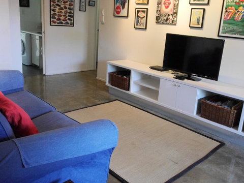 A AAA C-SHACK - Accommodation Cairns 12