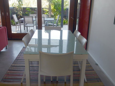 A AAA C-SHACK - Accommodation Cairns 8