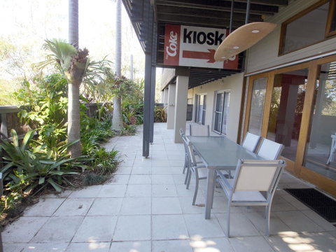 A AAA C-SHACK - Accommodation Cairns 2