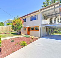 'Beach Break 2' 2/10 Lionel St - downstairs unit with Aircon - Accommodation Cairns