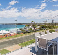 'Salt  Light' Mollymook - Accommodation Cairns