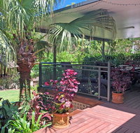 'Sandy Palms' 28 Moorooba Cr - Beautiful Home with Wifi Air-con and Boat Parking - Accommodation Cairns