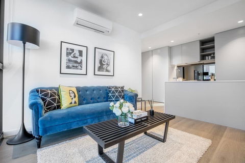 , HollywoodDream@2Bd2Bth Lv38, Free Tram, Mel CBD - Accommodation Cairns 3