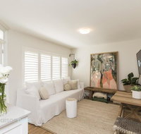 1 Bdrm Manly Beachside Apt With Parking - Accommodation Cairns