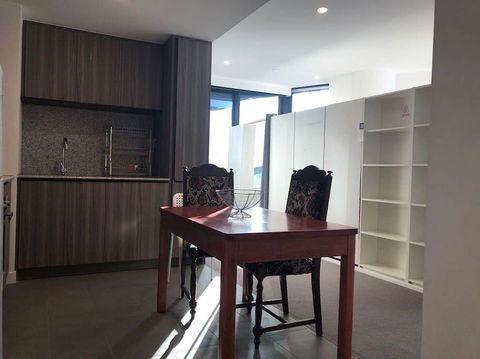 1 Bedroom 2 Bed 1 Bathroom - Accommodation Cairns 0