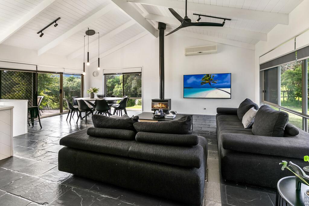 St Andrews Beach VIC Accommodation Cairns