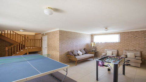 143 Mitchell Pde - Magnificent Outlook - Accommodation Cairns 1