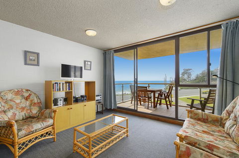 15 Beachpark Apartments - Accommodation Cairns 0