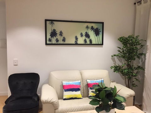 18 Surflen St - Accommodation Cairns 1