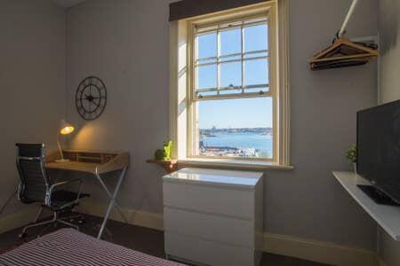 2 Bedroom Harbour View At The Rocks Heart Of CBD - Accommodation Cairns 0