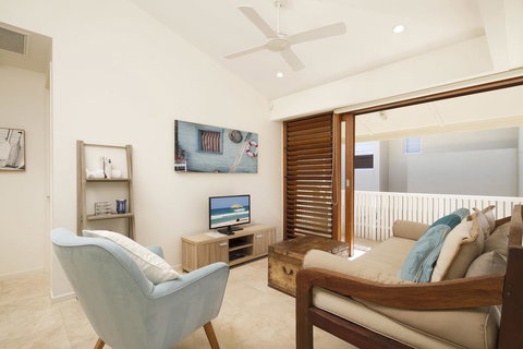 2 Hale Lani - Accommodation Cairns 0