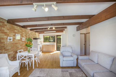 2/81 Clyde St - Villa De Golf At Mollymook - Accommodation Cairns 0