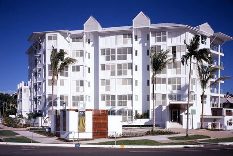 201 Lake Street - Accommodation Cairns 0