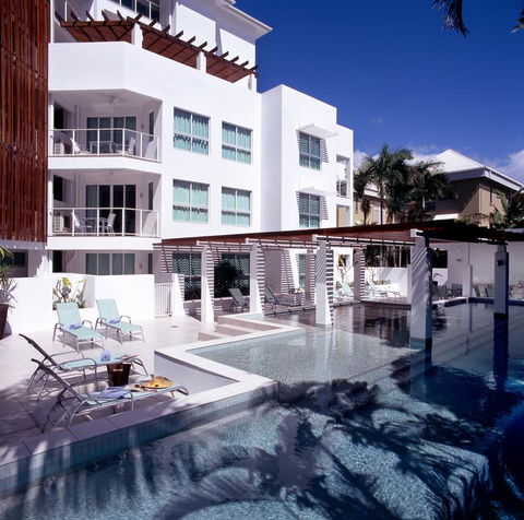 201 Lake Street - Accommodation Cairns 1