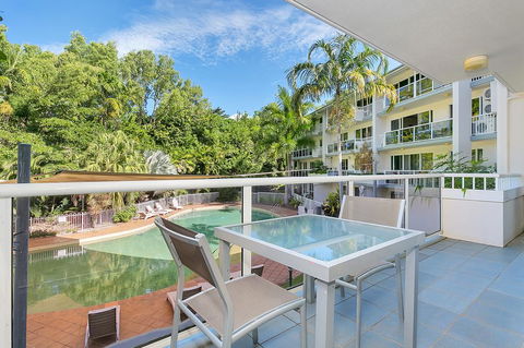 214 Spindle Cowrie Apartment - Accommodation Cairns 0