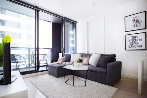 25, Empire, 1Br1Bth, Pinkytoffee, MelCen CBD, FreeTram,  - Accommodation Cairns 0