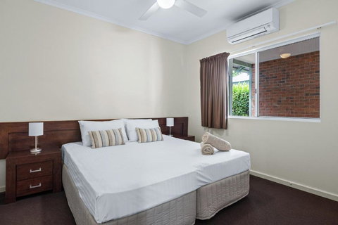 Cable Beachside Villas - Accommodation Cairns 4