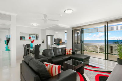 Cairns Luxury Waterview Apartment