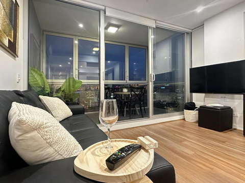 CBD Penthouse View Apartment - Accommodation Cairns 0