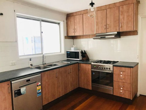 D124 Big Stay At Biggs - Accommodation Cairns 1