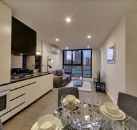2BR Suites on Bourke Perfect Location Views - Accommodation Cairns
