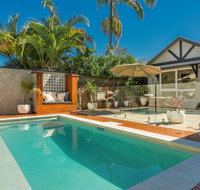 3 Little Pigs Holiday Home - Accommodation Cairns
