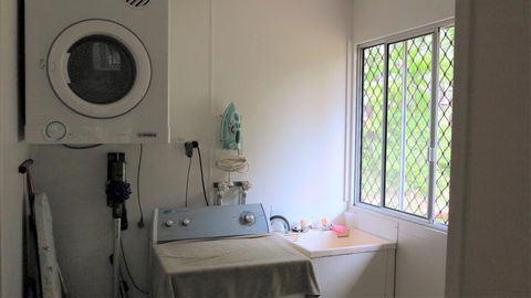 3 Mirabel Avenue Arcadia - Accommodation Cairns 2