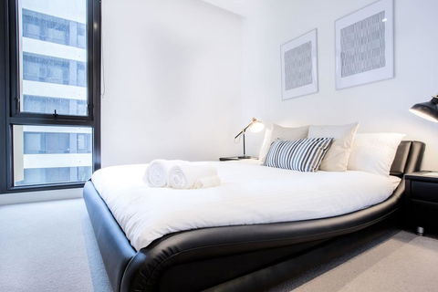 33, Cotton Cloud, LVL48@2BR2BTH Apt, Mel Cen, Freetram - Accommodation Cairns 3