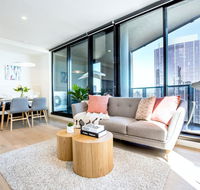 33 Cotton Cloud LVL482BR2BTH Apt Mel Cen freetram - Accommodation Cairns