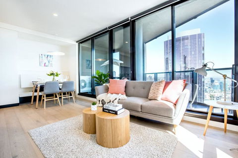 33, Cotton Cloud, LVL48@2BR2BTH Apt, Mel Cen, Freetram - Accommodation Cairns 0