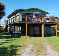4 Bounty - Accommodation Cairns