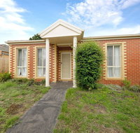 6 CAN STAY CENTRAL GLEN WAVERLEY - Accommodation Cairns