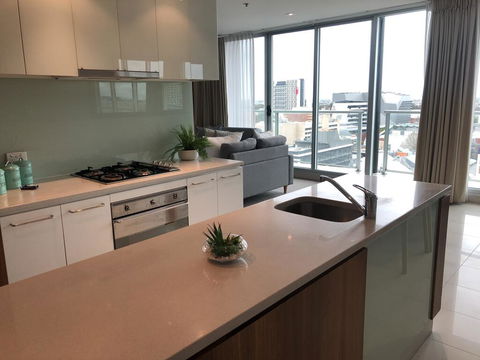 96 North Terrace Stylish Penthouse Apartment - Accommodation Cairns 1