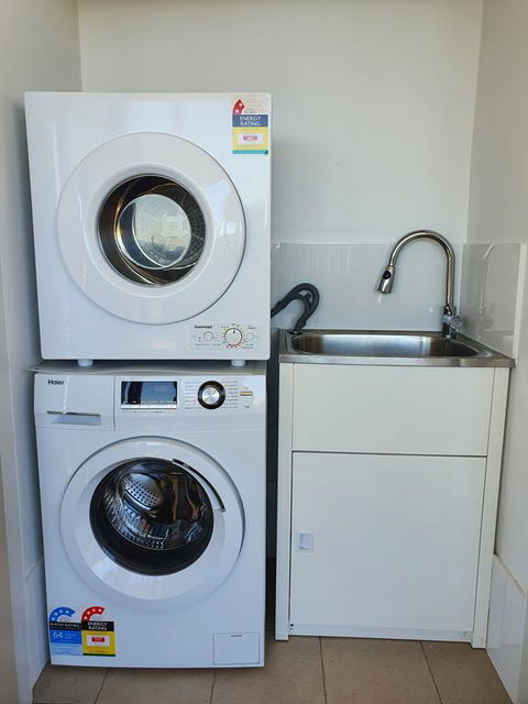 A Beach Getaway - Accommodation Cairns 3