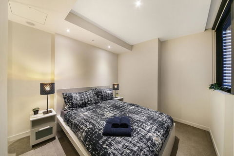 A Central & Cozy 2BR Apt Near Federation Square - Accommodation Cairns 1