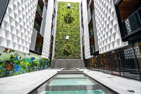 A Central & Cozy 2BR Apt Near Federation Square - Accommodation Cairns 3
