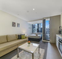 A Cozy  Comfy Studio Next to Southern Cross - Accommodation Cairns